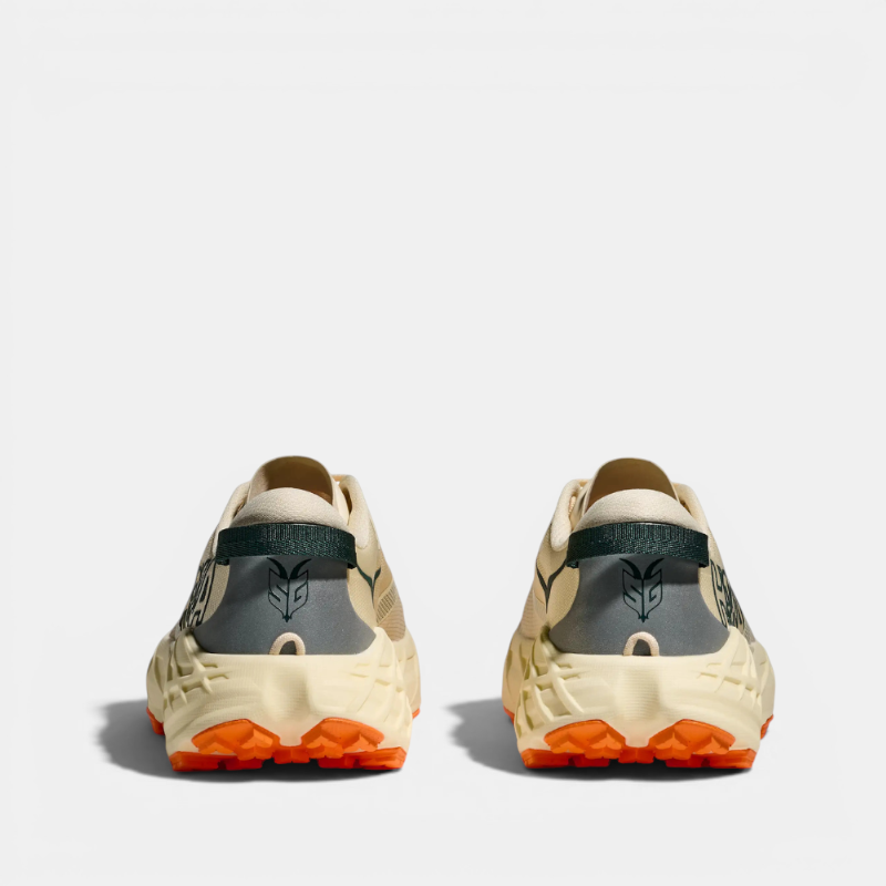 Hoka Speedgoat 7