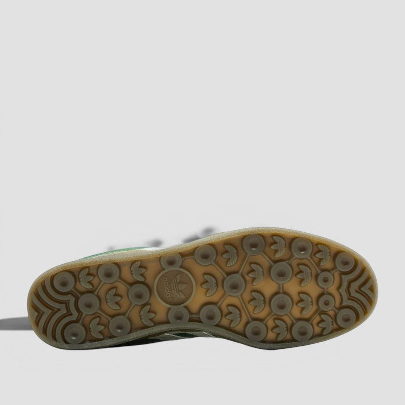 Gazelle Indoor 'El Yunque'