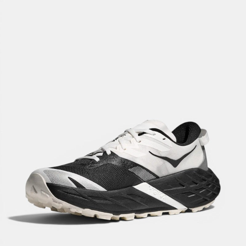 Hoka Speedgoat 7